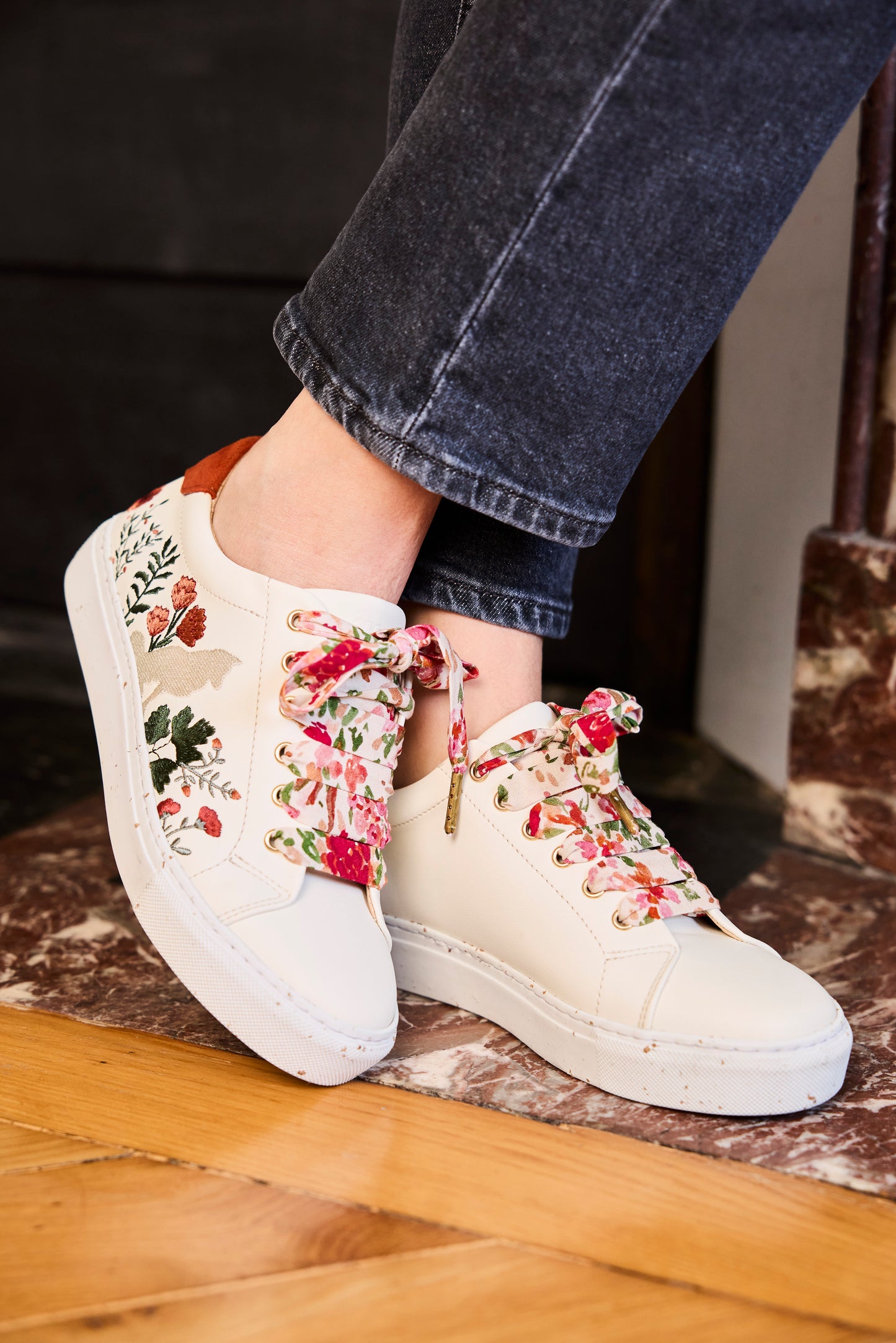 Lacets fleuris rose et vert - Lacets originaux chaussures | Mon Lacet Français