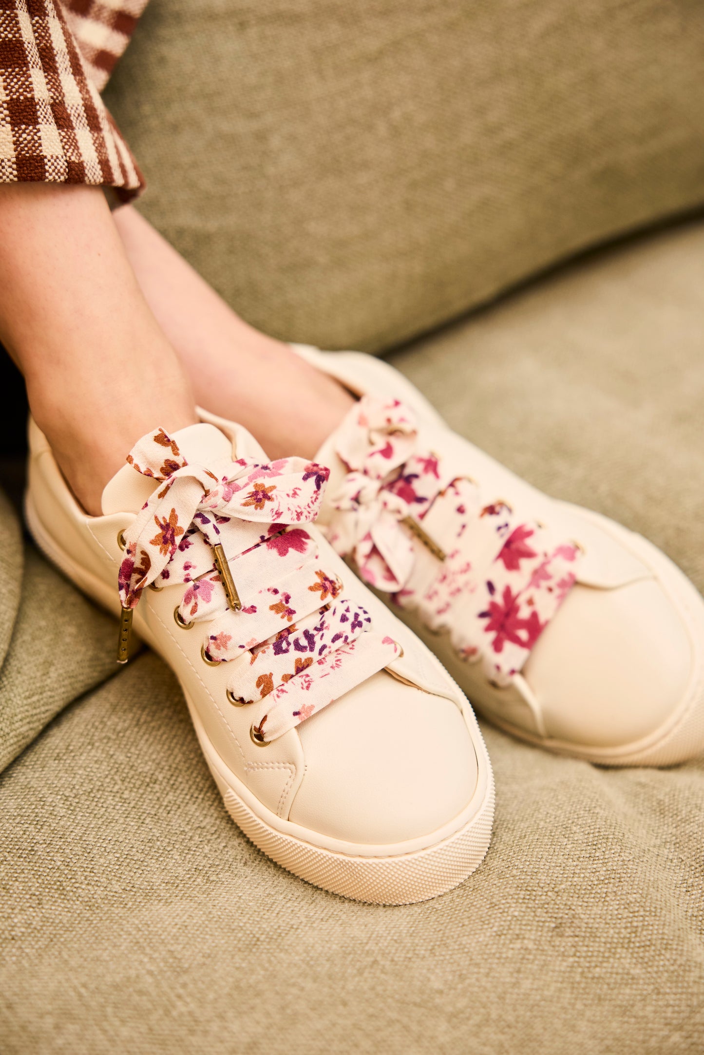 Lacets fleuris rose et marron - Lacets originaux chaussures | Mon Lacet Français