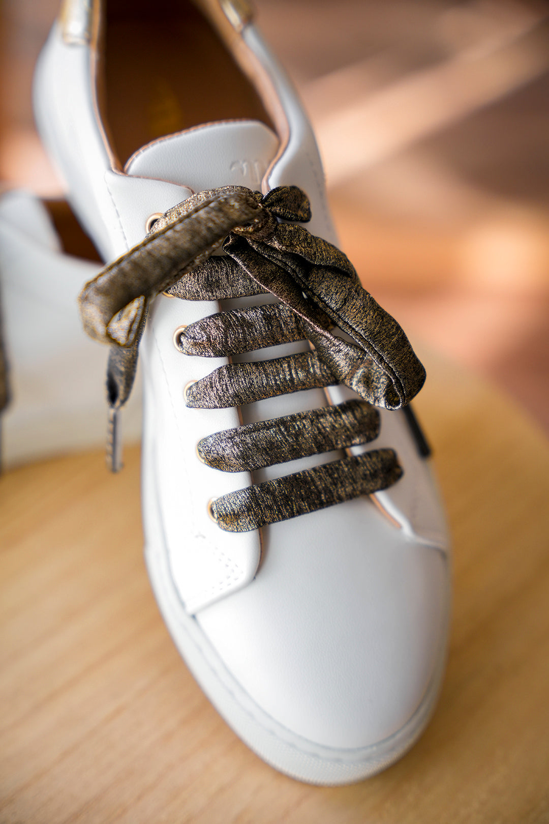Lacets brillants dorés - Lacets originaux chaussures | Mon Lacet Français