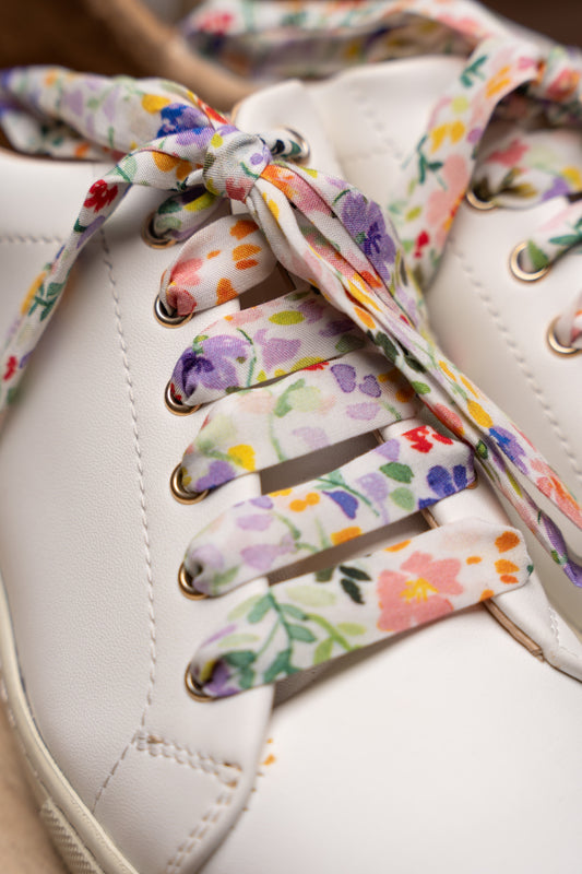 Lacets fleuris blancs - Lacets originaux chaussures | Mon Lacet Français