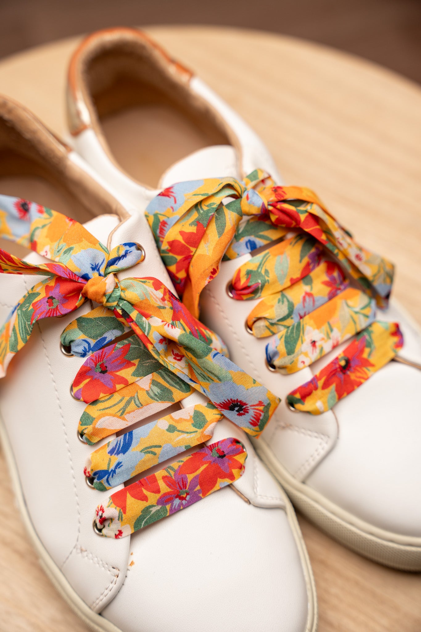 Lacets fleuris jaunes - Lacets originaux chaussures | Mon Lacet Français