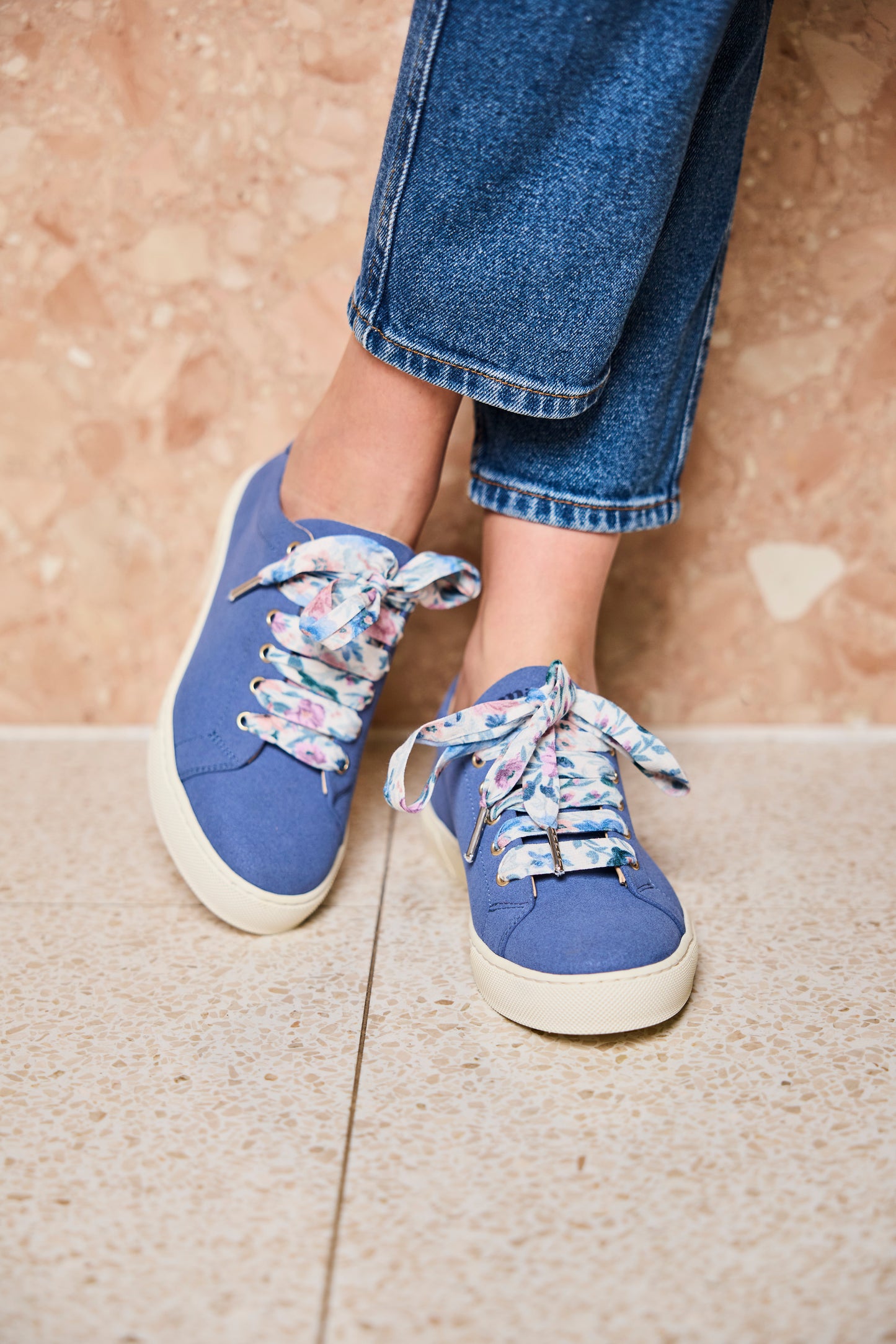 Lacets fleuris bleu et rose - Lacets originaux chaussures | Mon Lacet Français