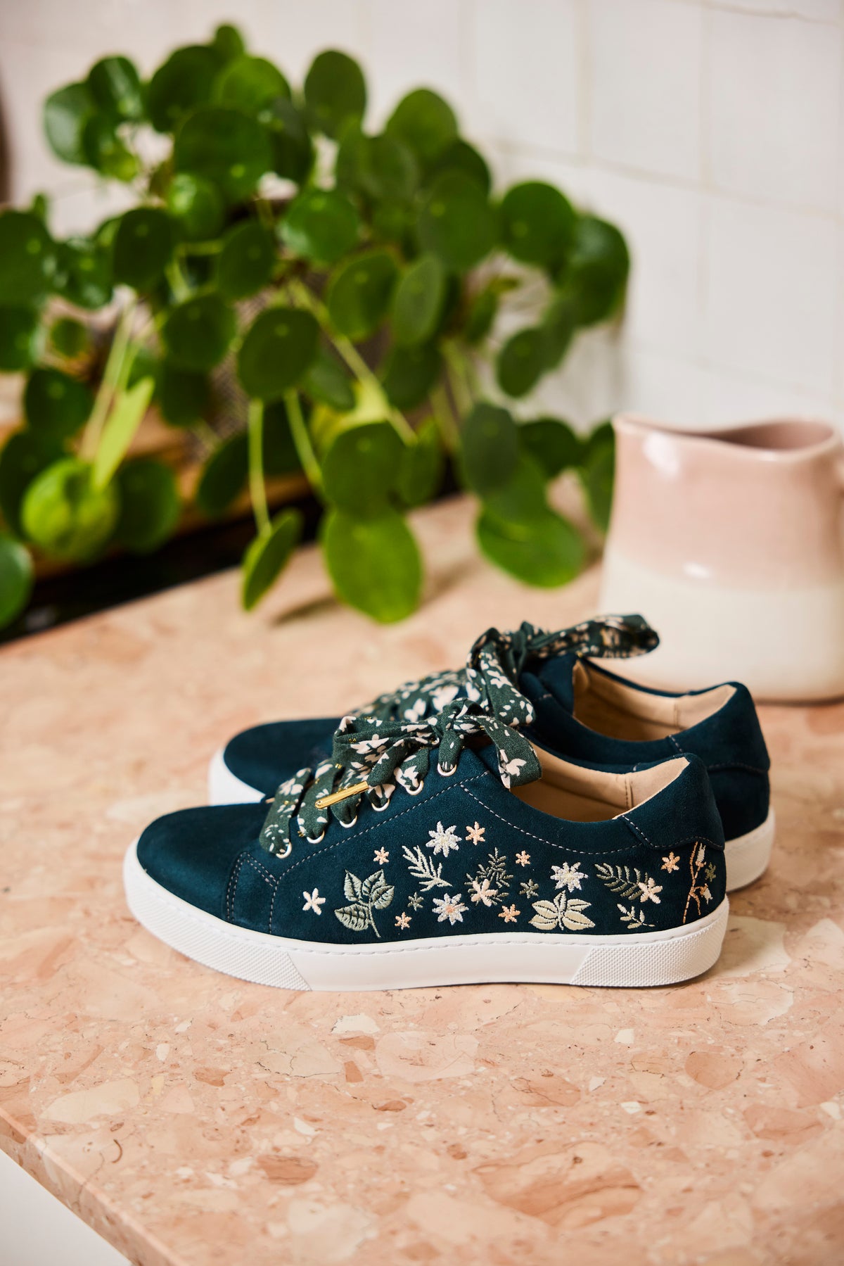 Lacets kaki plumetis dorés - Lacets originaux chaussures | Mon Lacet Français