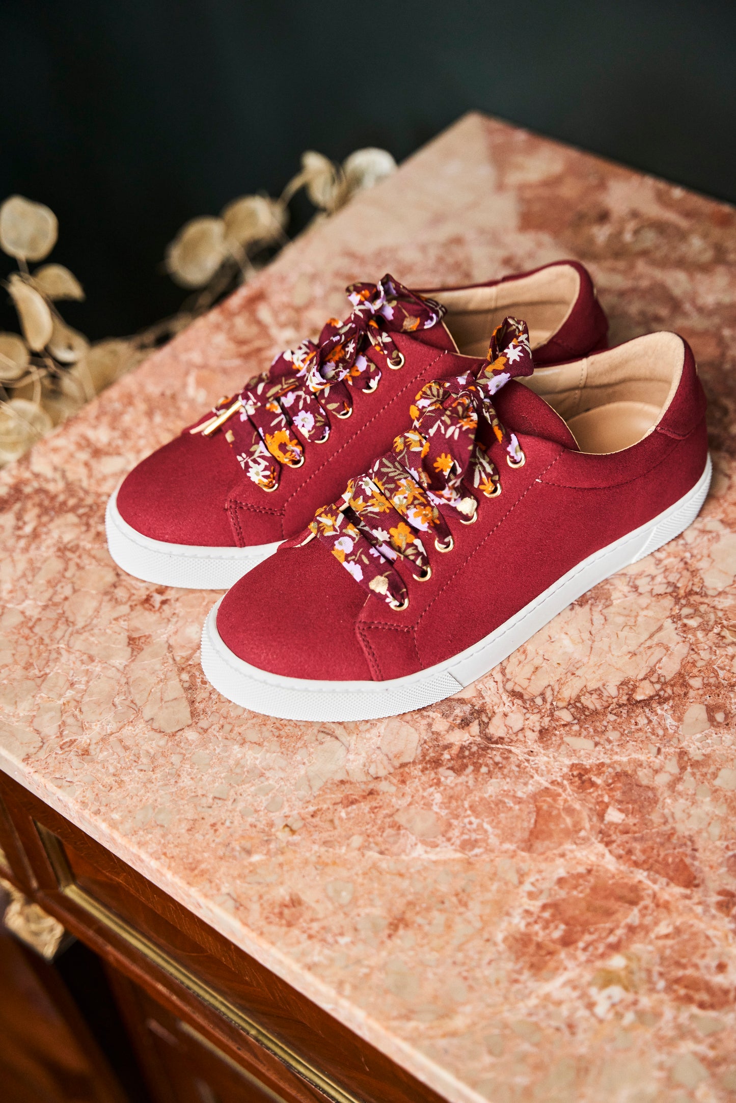 Lacets fleuris bordeaux et dorés - Lacets originaux chaussures | Mon Lacet Français