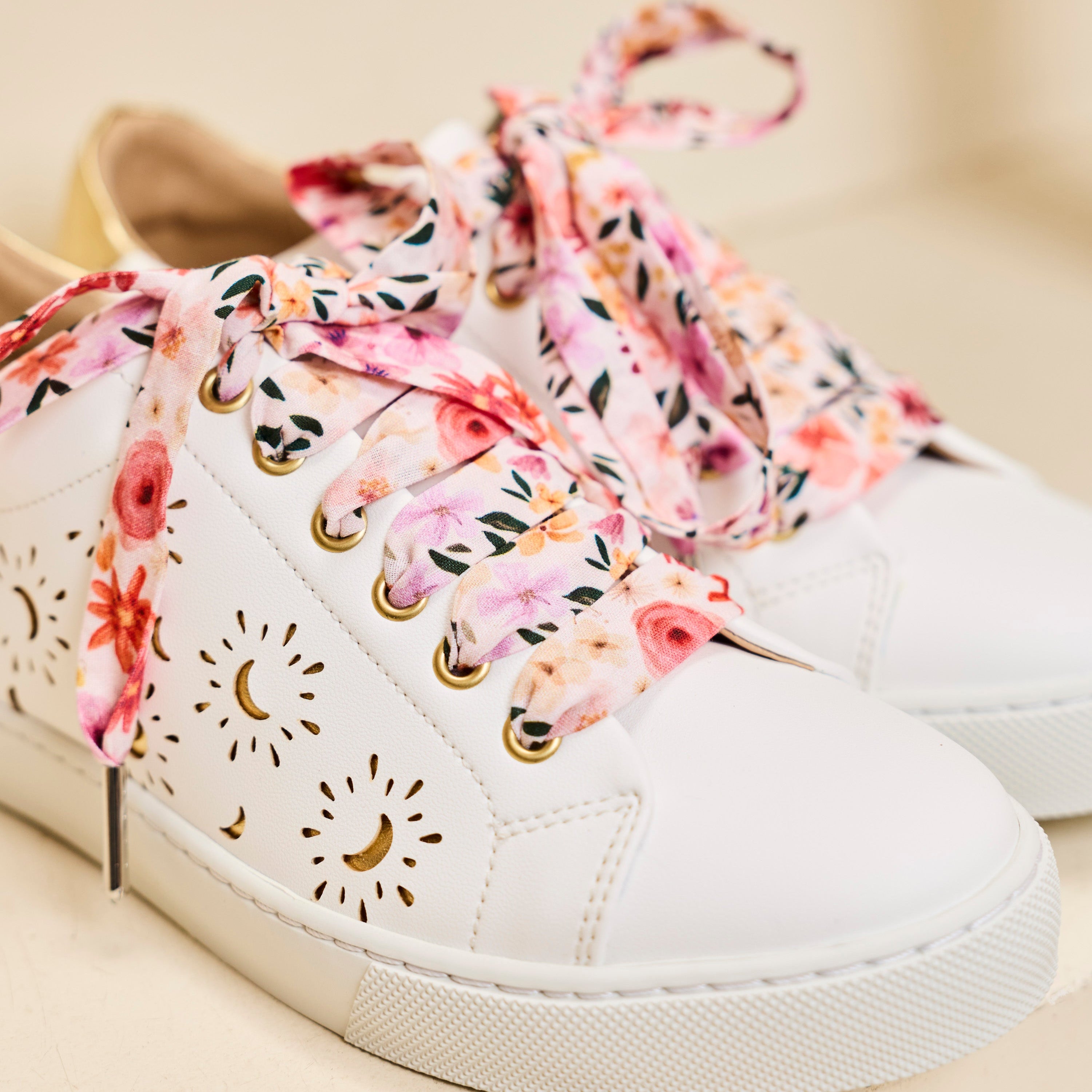 Lacets fleuris printaniers - Lacets originaux chaussures | Mon Lacet Français Image