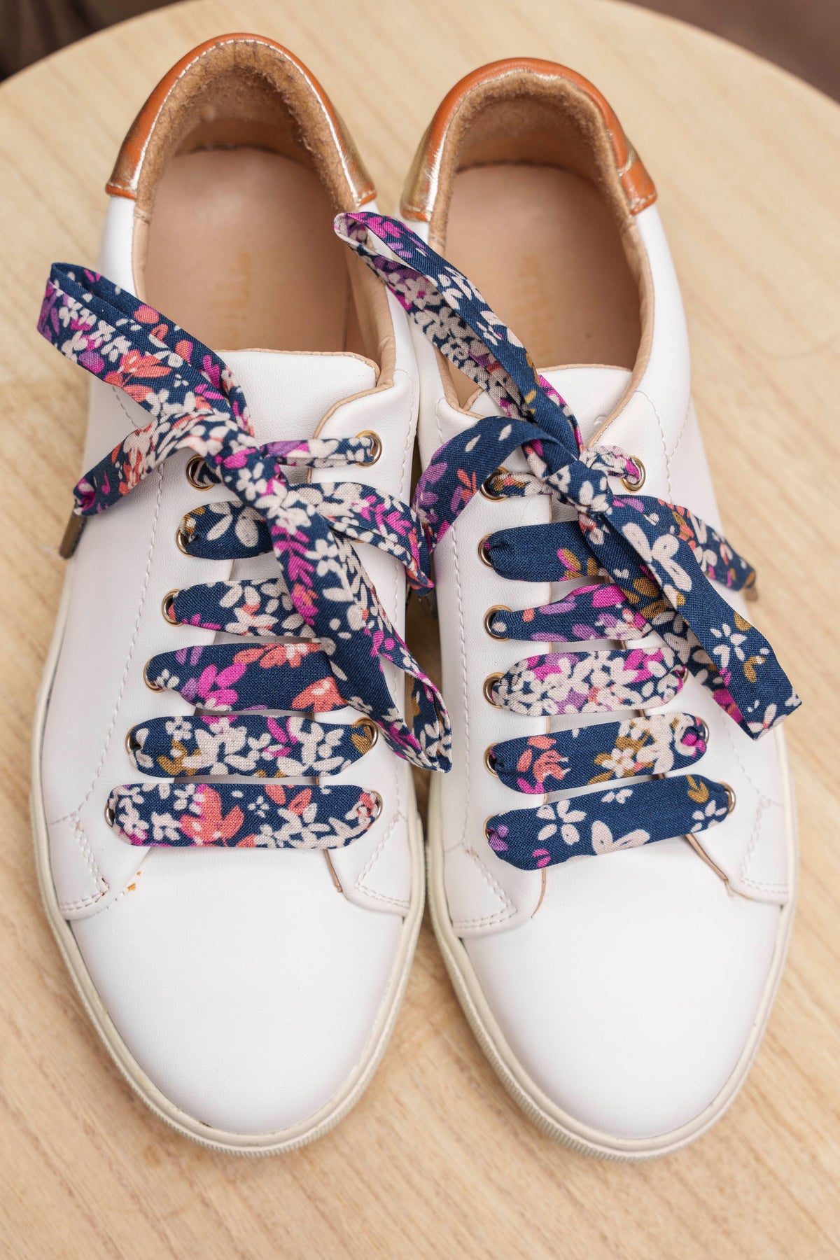 Lacets fleuris bleus - Lacets originaux chaussures | Mon Lacet Français