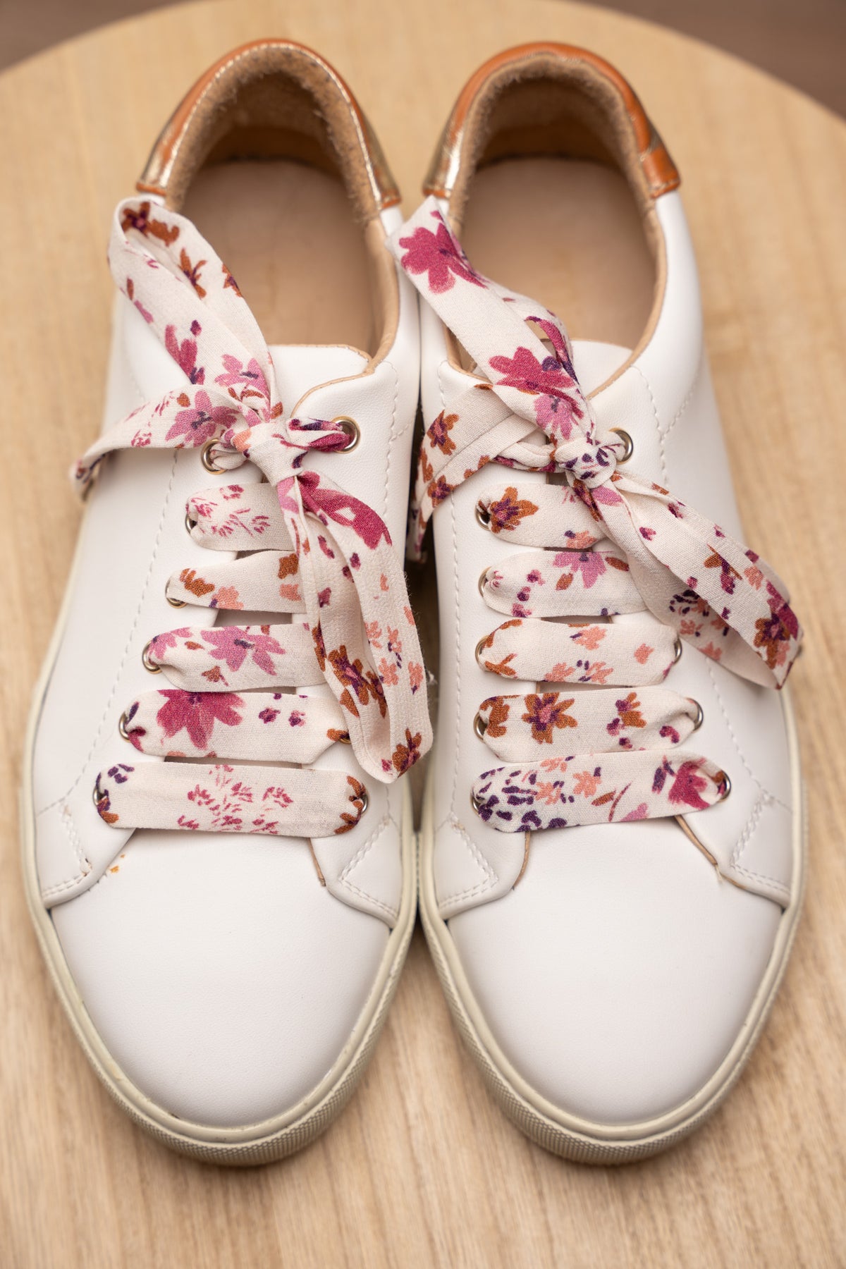 Lacets fleuris rose et marron - Lacets originaux chaussures | Mon Lacet Français