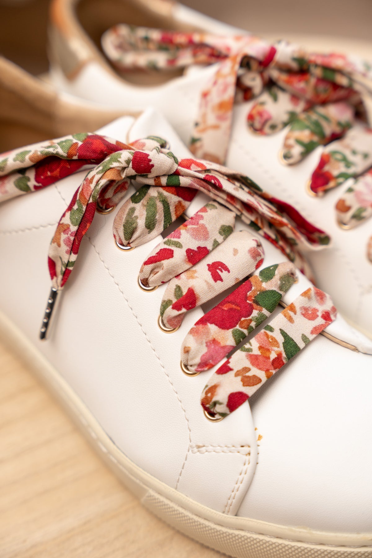 Lacets fleuris rose et vert - Lacets originaux chaussures | Mon Lacet Français