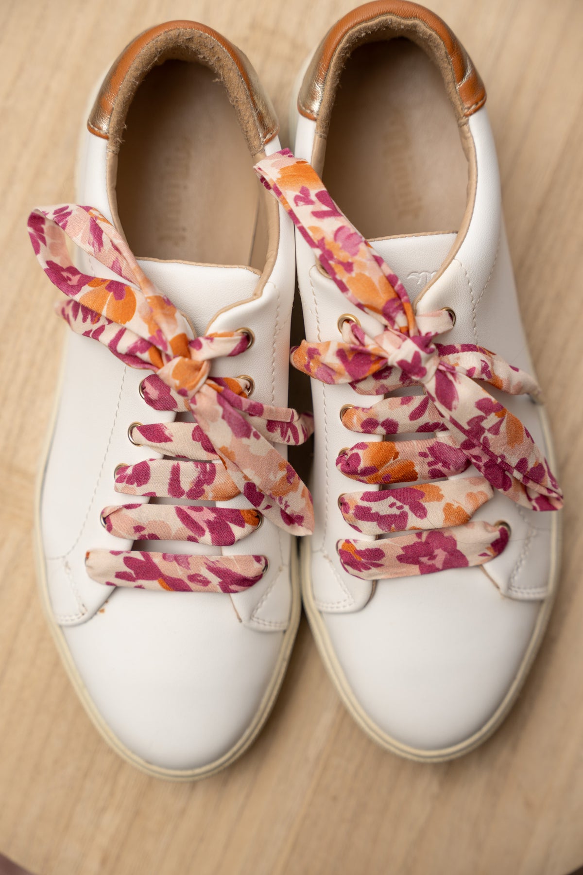 Lacets fleuris rose et orange - Lacets originaux chaussures | Mon Lacet Français