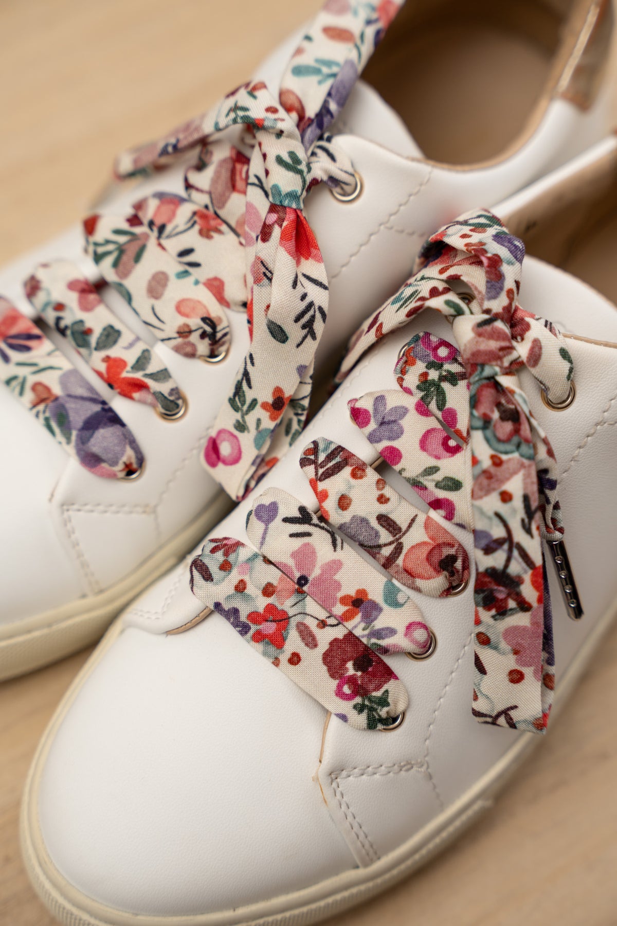 Lacets fleuris rose et violet - Lacets originaux chaussures | Mon Lacet Français