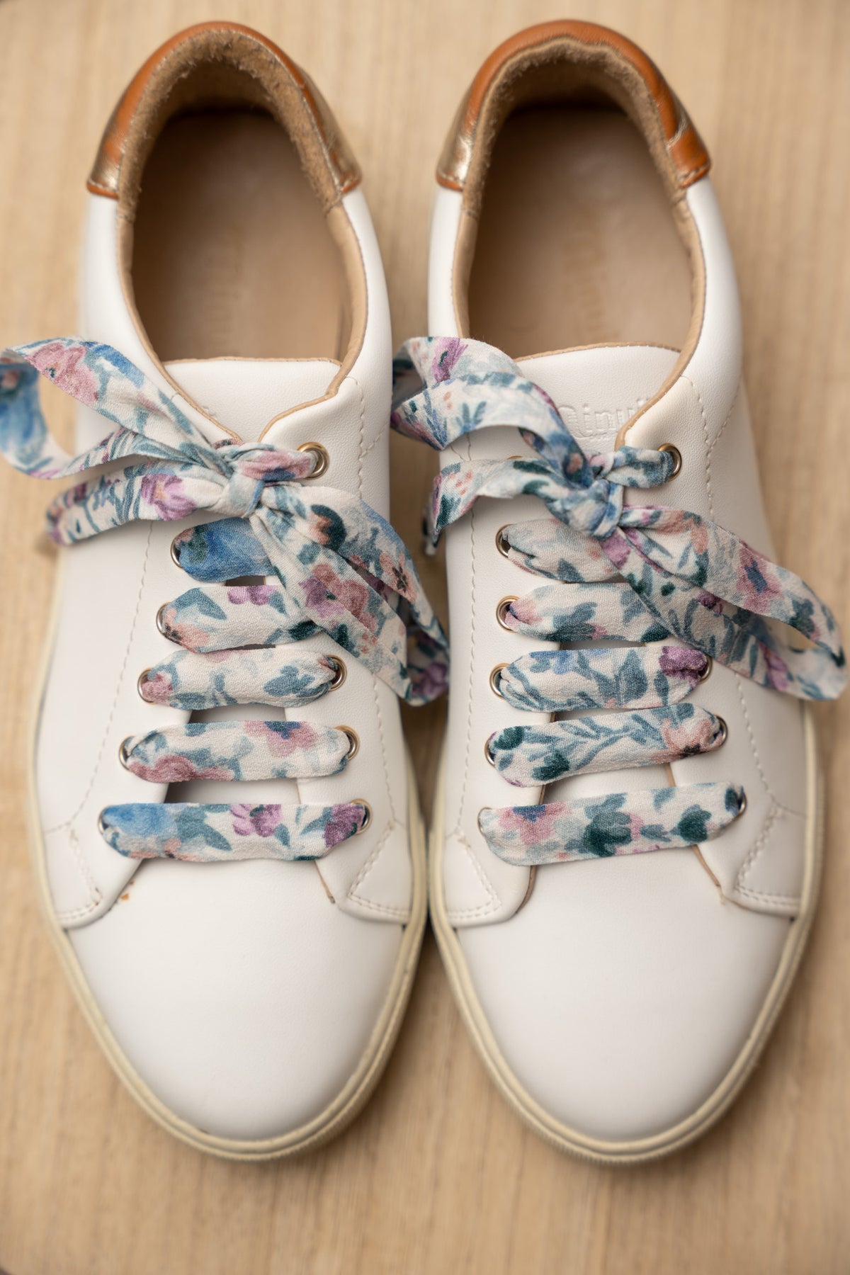 Lacets fleuris bleu et rose - Lacets originaux chaussures | Mon Lacet Français