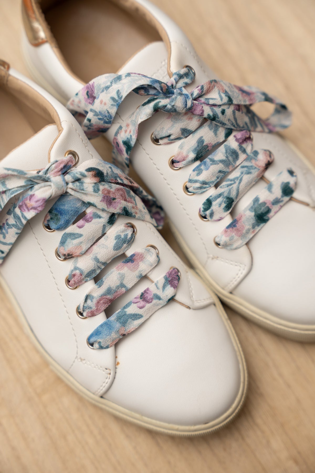 Lacets fleuris bleu et rose - Lacets originaux chaussures | Mon Lacet Français