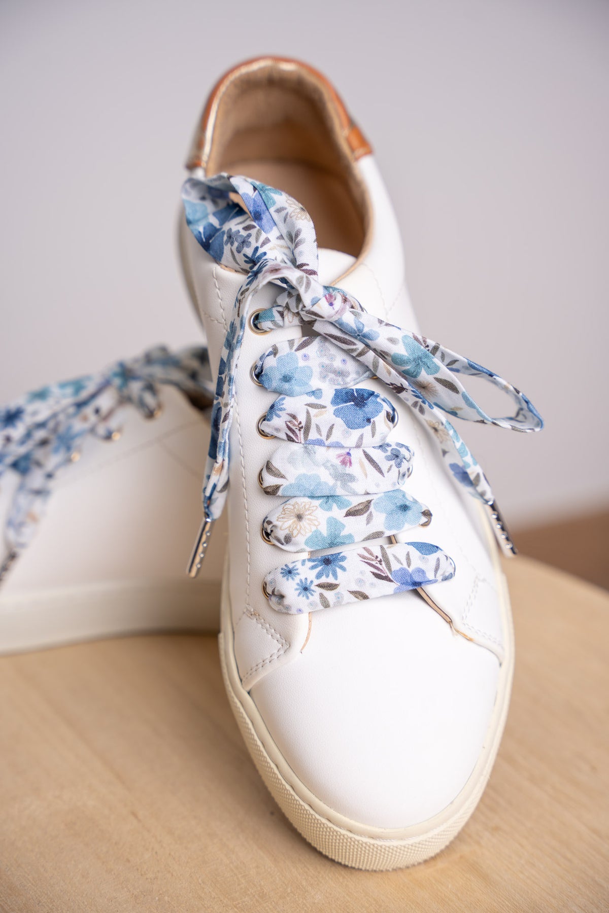 Lacets fleuris bleus - Lacets originaux chaussures | Mon Lacet Français