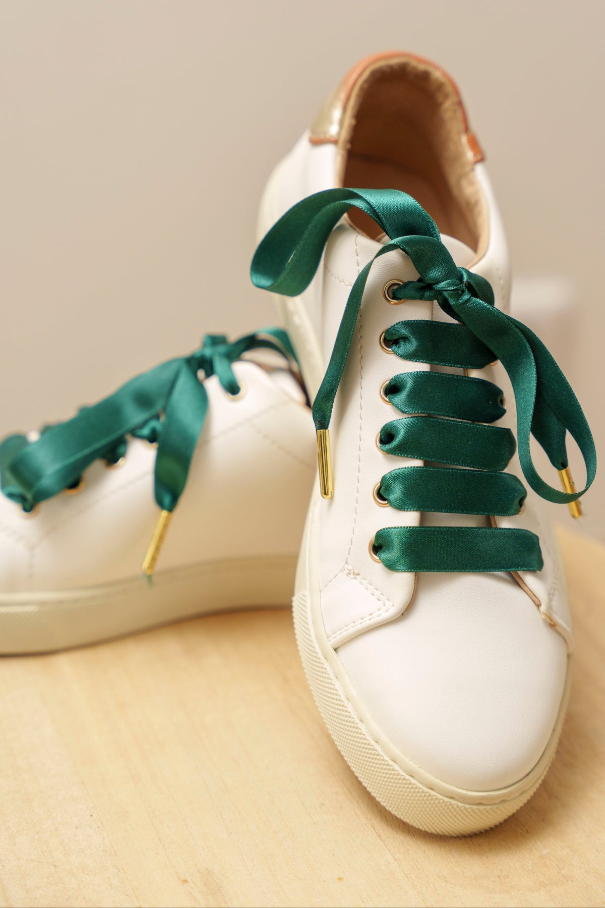 Lacets satin vert - Lacets originaux chaussures | Mon Lacet Français