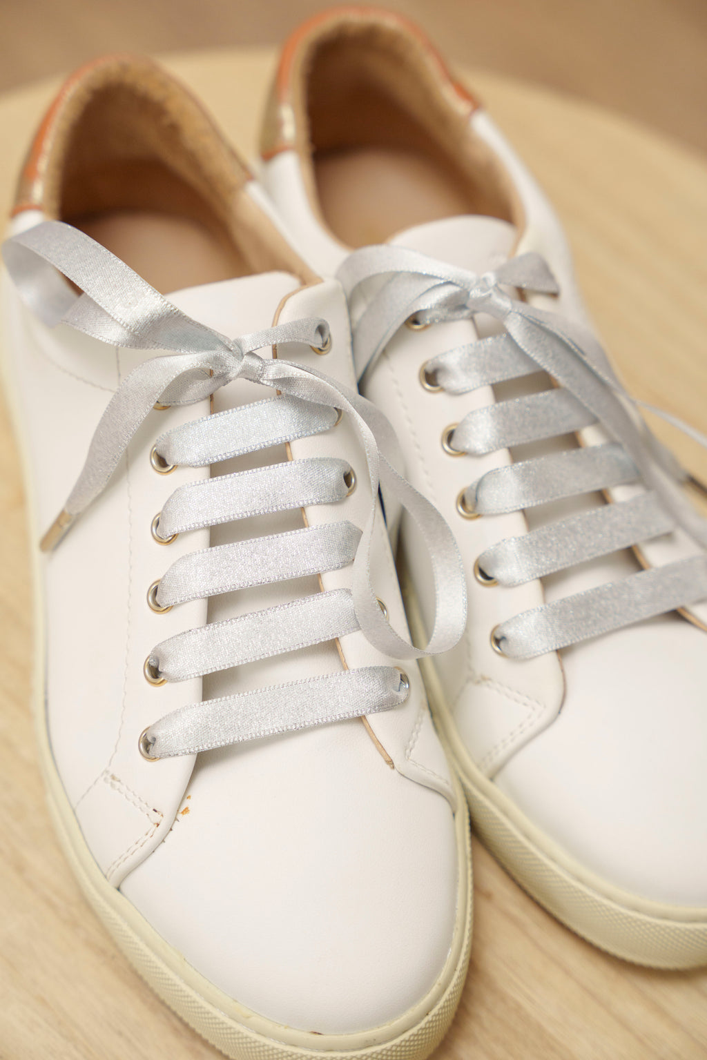 Lacets satin argenté - Lacets originaux chaussures | Mon Lacet Français