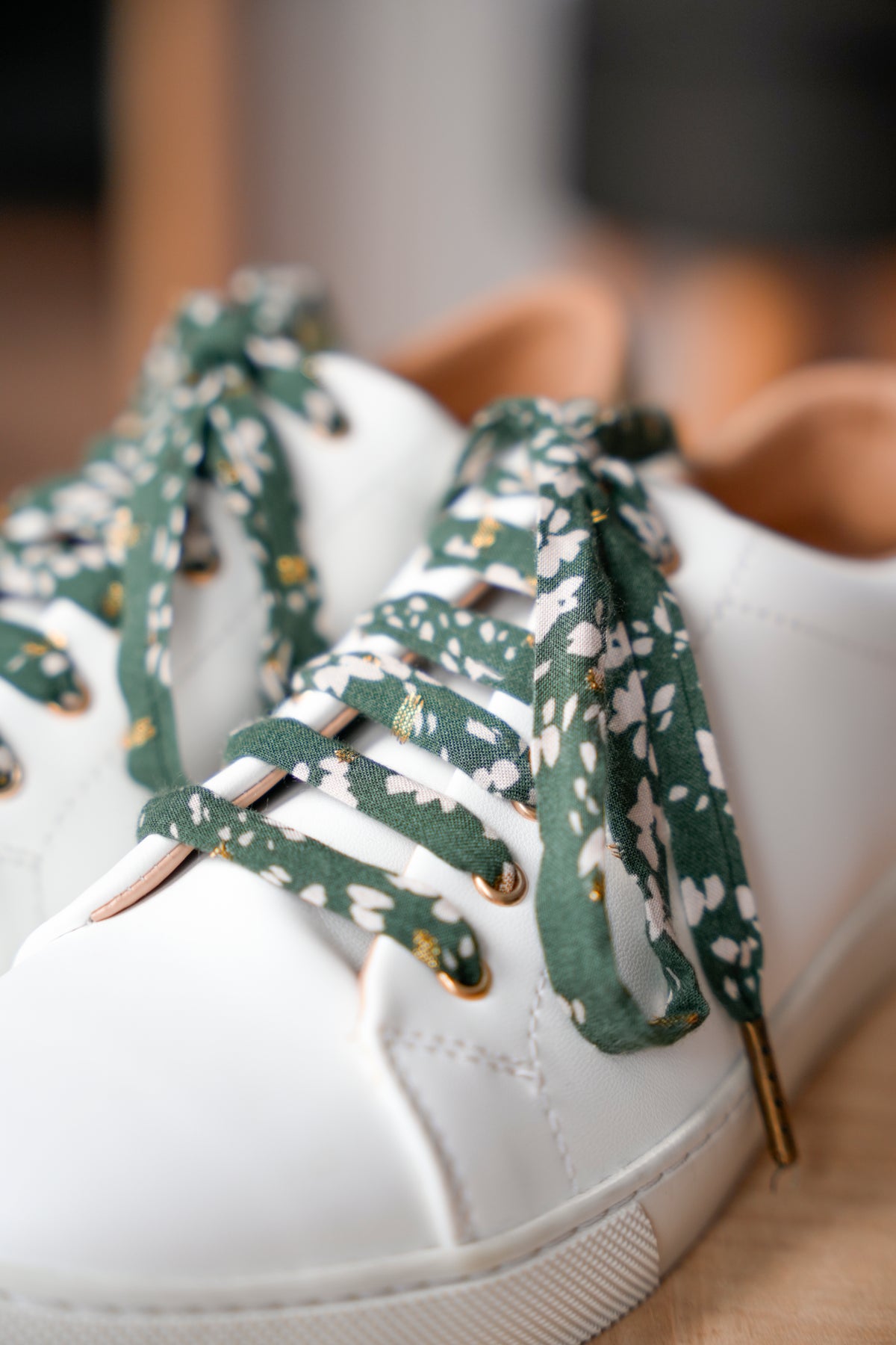 Lacets kaki plumetis dorés - Lacets originaux chaussures | Mon Lacet Français