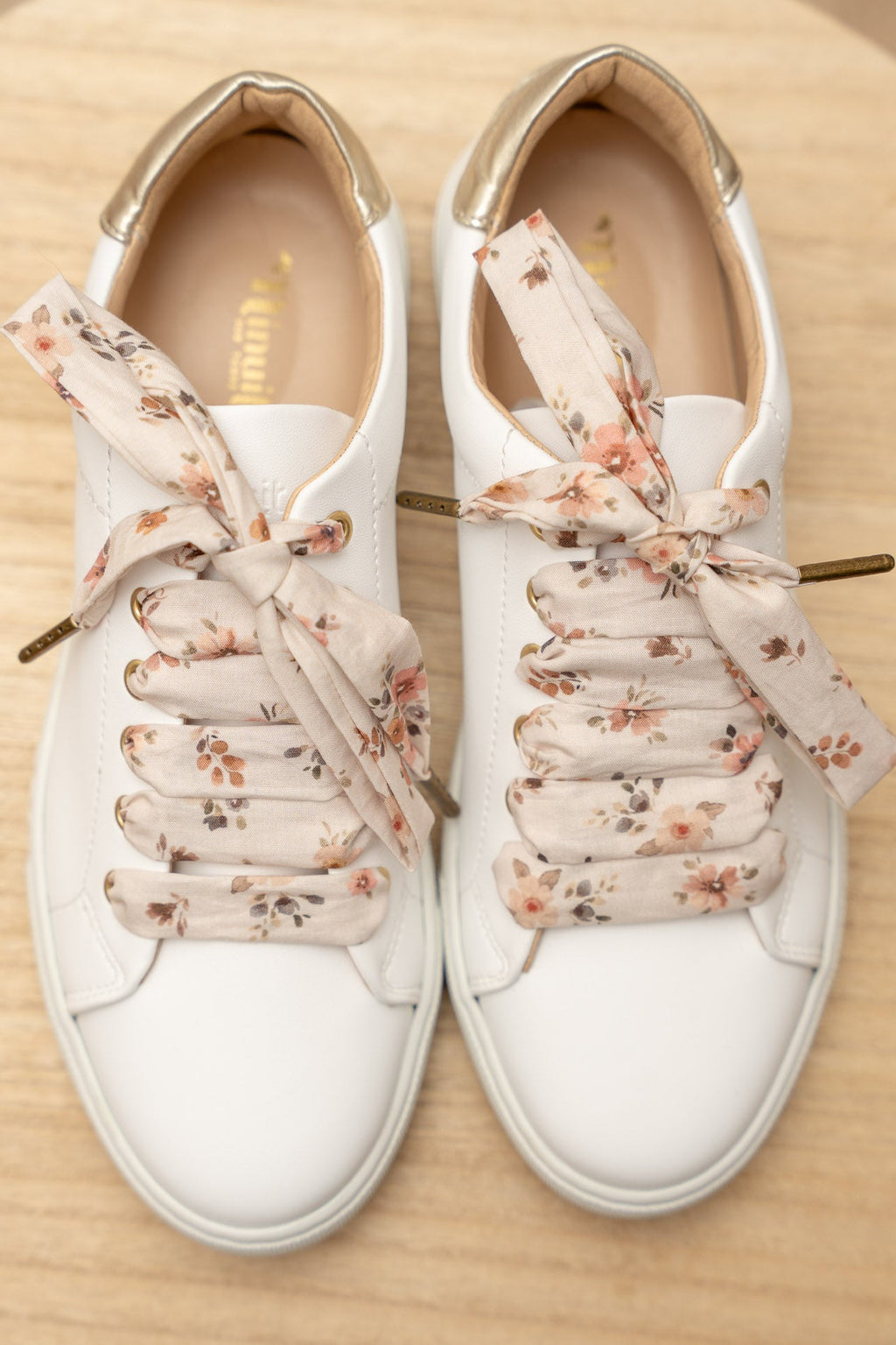 Lacets fleuris écrus - Lacets originaux chaussures | Mon Lacet Français