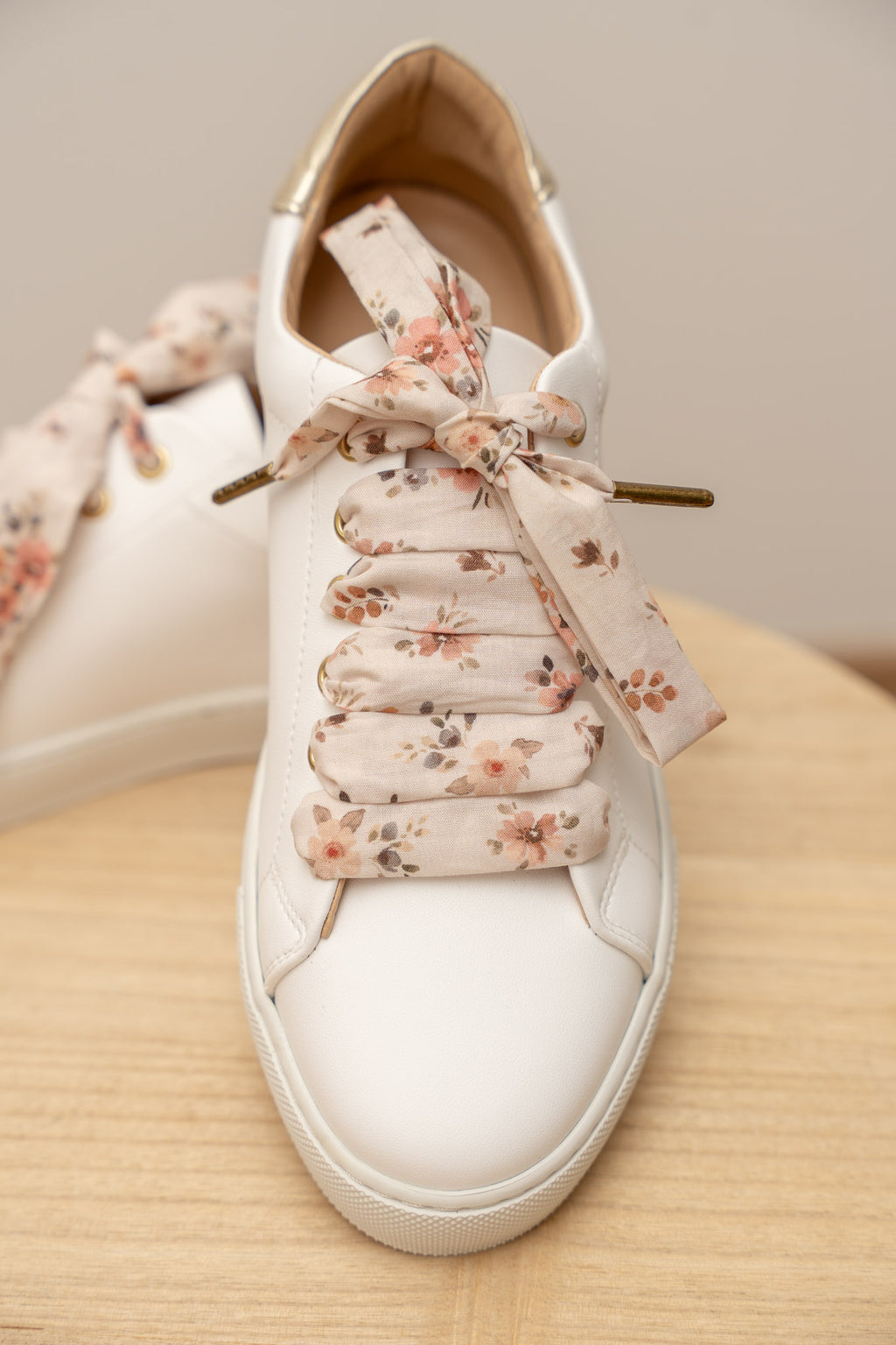 Lacets fleuris écrus - Lacets originaux chaussures | Mon Lacet Français