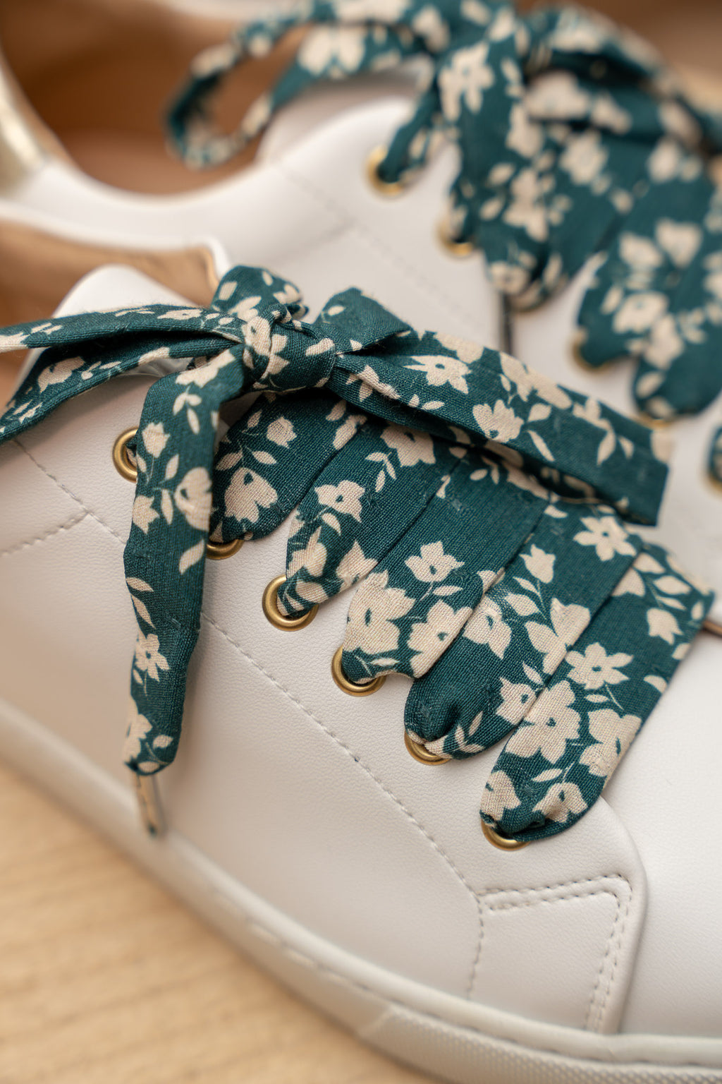 Lacets fleuris vert canard - Lacets originaux chaussures | Mon Lacet Français