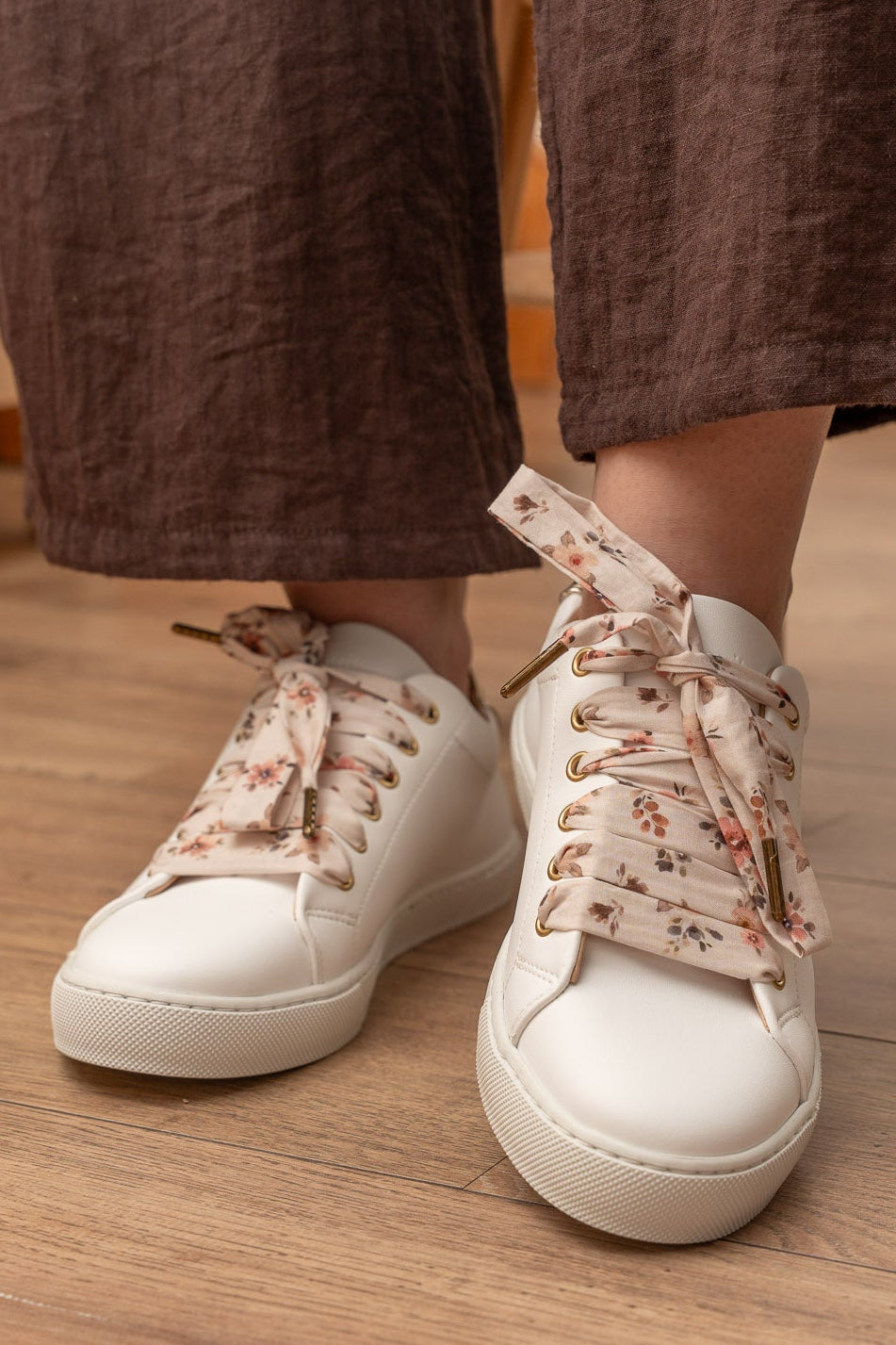 Lacets fleuris écrus - Lacets originaux chaussures | Mon Lacet Français